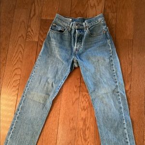 Levi’s 501 Button Fly Straight Leg Jeans 24